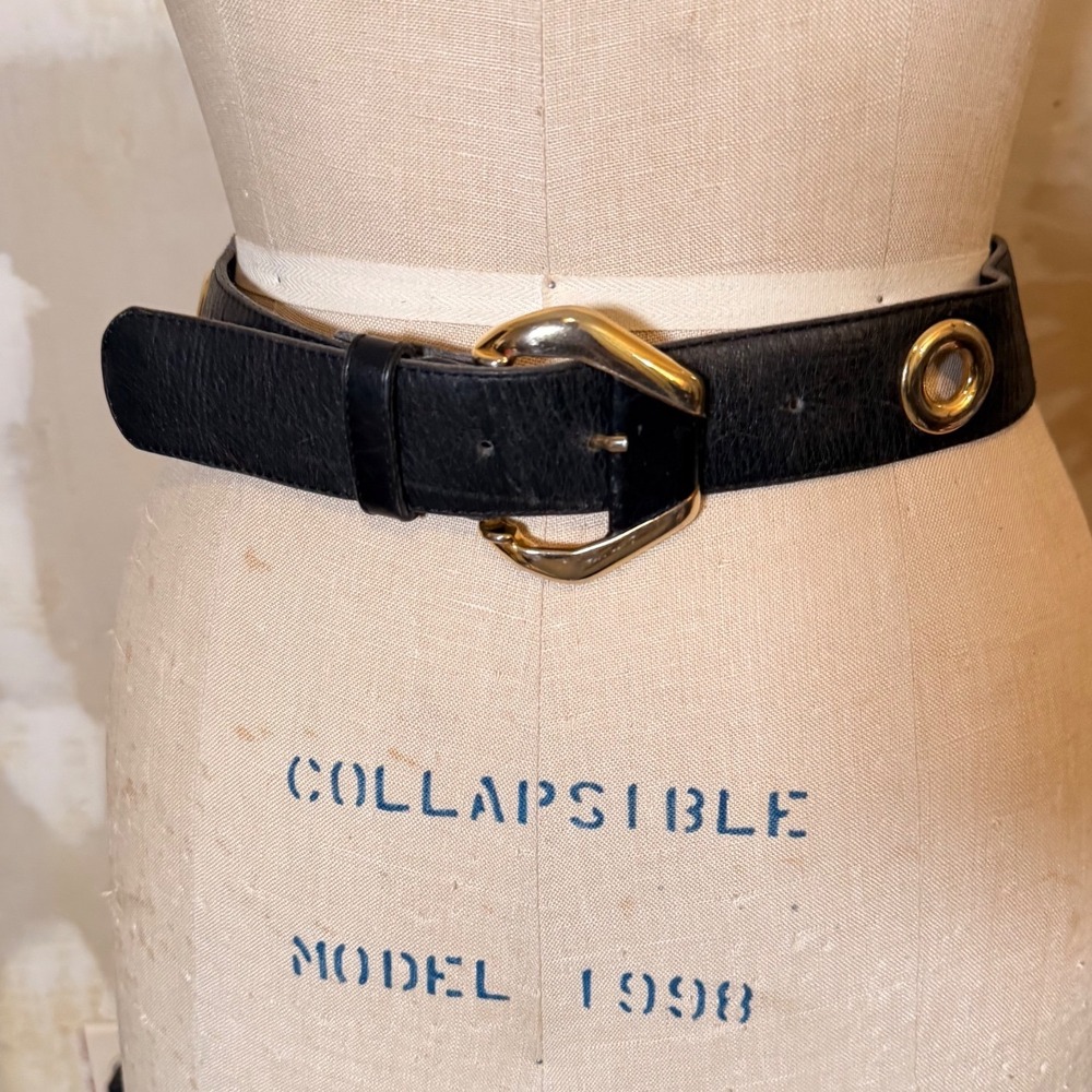 Creaciones Grau Black Leather Belt Gold Buckle Grommet Made in Spain Vintage M